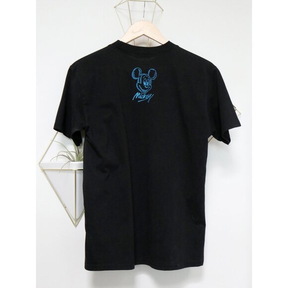 Neon Mickey Mouse Tee 🐭 AARDA FASHION - Picture 5 of 8